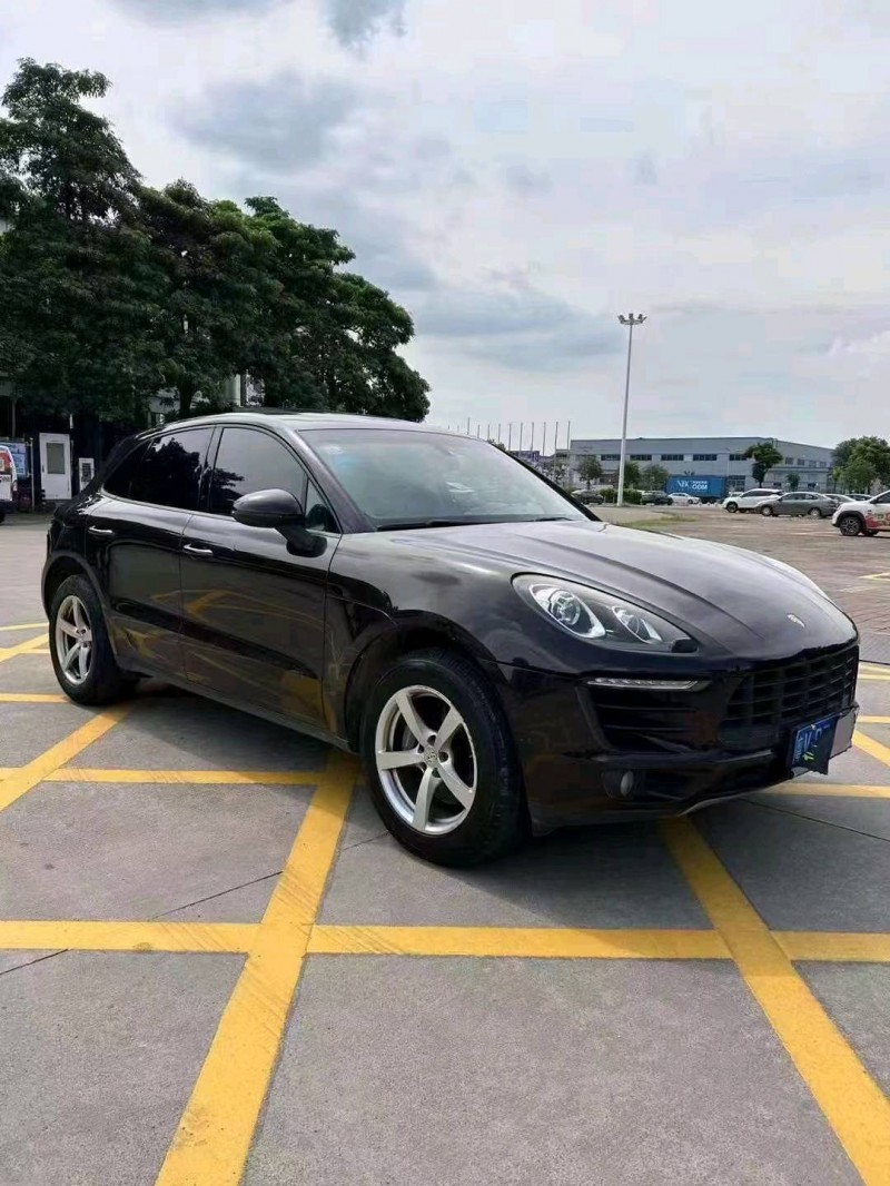 深圳16年保时捷Macan3