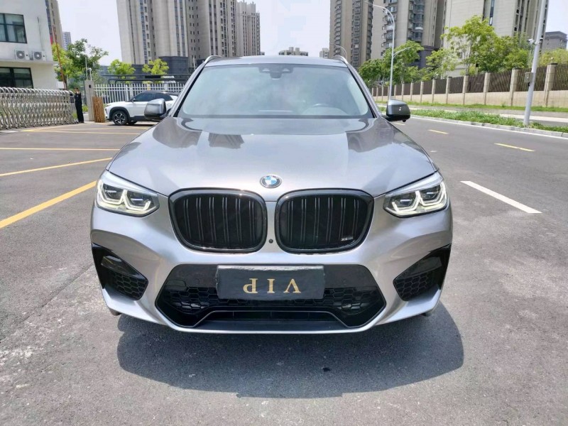 苏州20年宝马X31