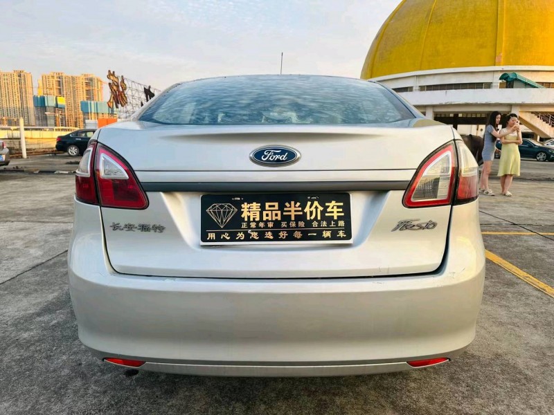 东莞13年福特嘉年华9