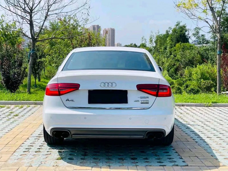 枣庄15年奥迪A4L8