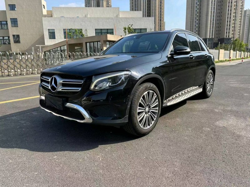 苏州17年奔驰GLC2