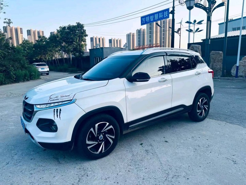 沈陽17年寶駿5102