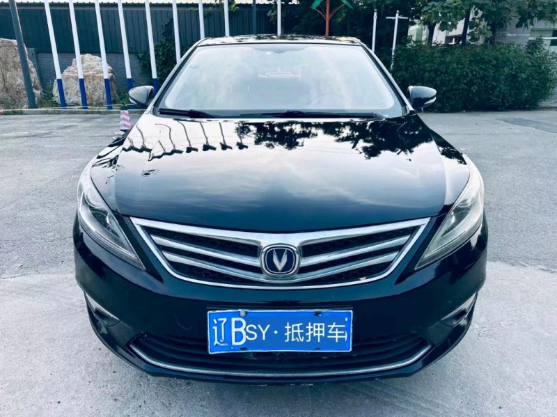 沈陽16年長安汽車逸動1