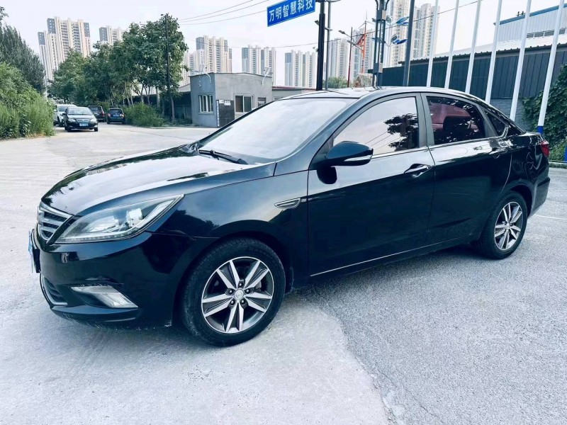 沈陽16年長安汽車逸動2