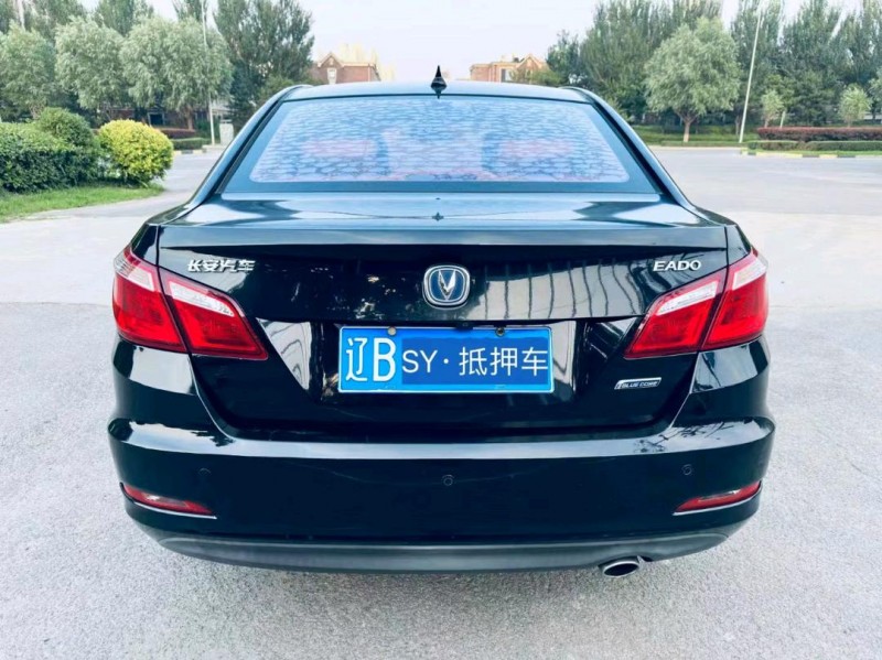 沈陽16年長安汽車逸動8
