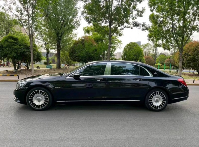 枣庄15年奔驰迈巴赫S级3