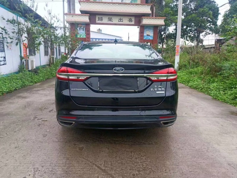 汕头18年福特蒙迪欧7