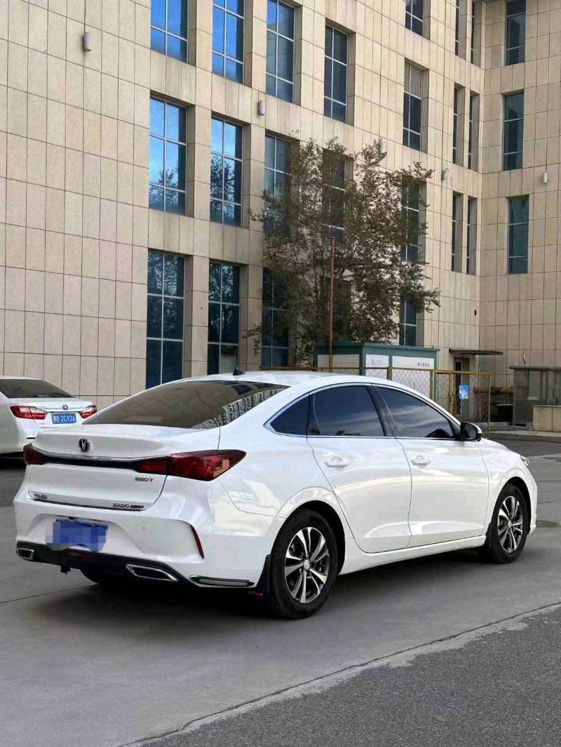 呼和浩特21年長安汽車逸動4