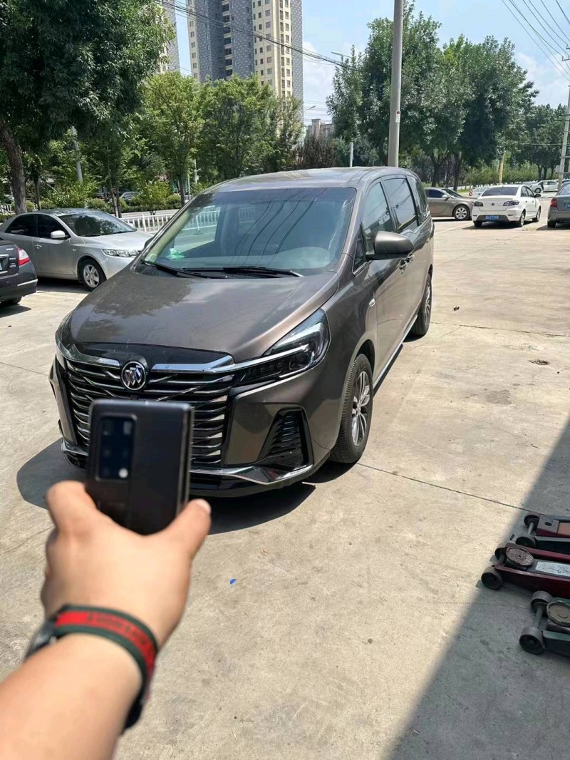 枣庄23年别克GL81