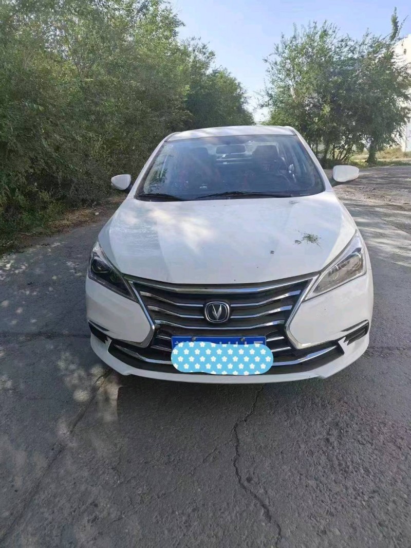 邯鄲22年長安汽車逸動1