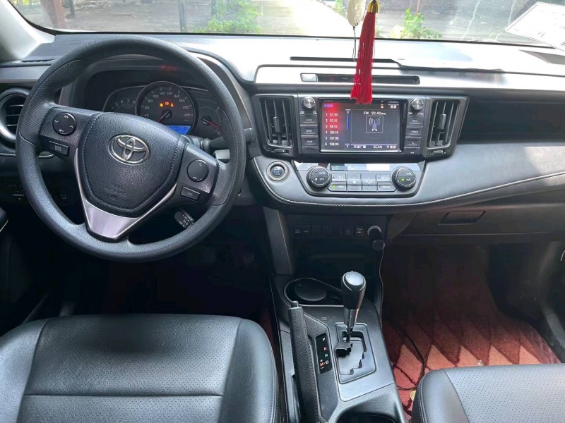 邯郸18年丰田RAV4荣放2