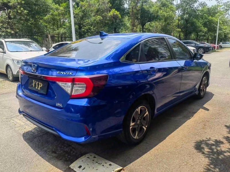 宜昌20年本田享域7