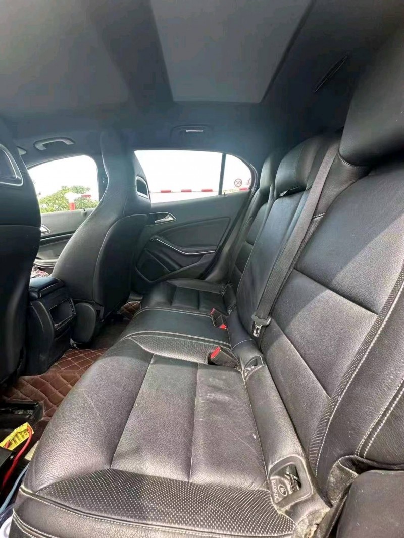 东营15年奔驰GLA4