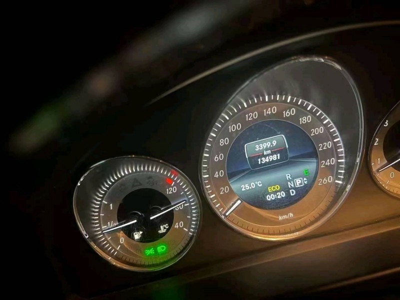 常州15年奔驰GLK8