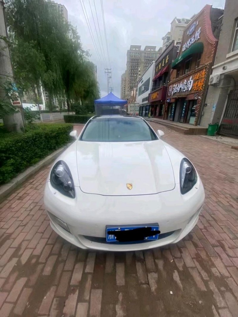 鶴崗11年保時捷帕拉梅拉1
