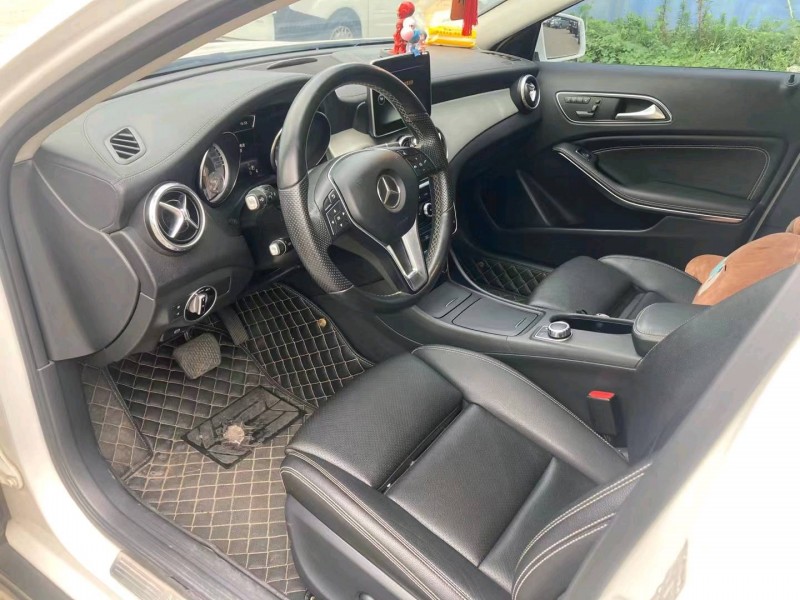 常州17年奔驰GLA6