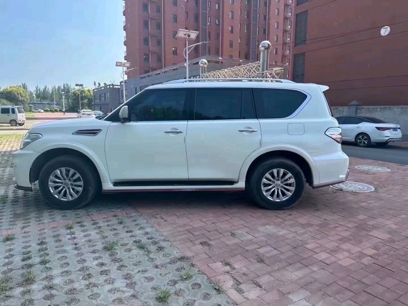 邯郸19年日产途乐9
