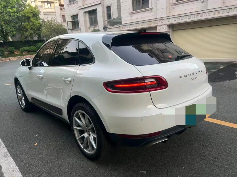 珠海14年保时捷Macan5