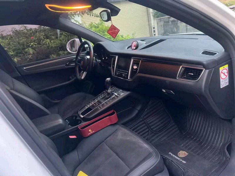 珠海14年保时捷Macan8