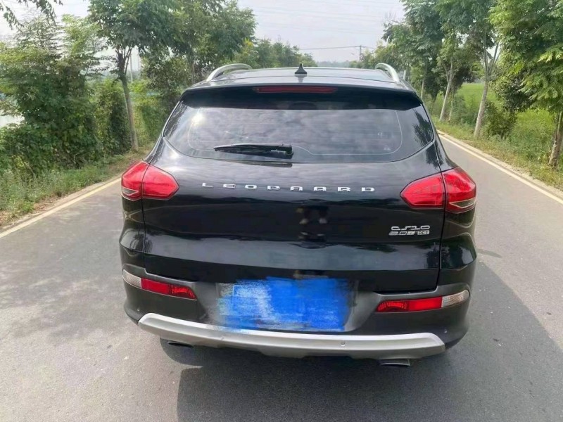 常州18年獵豹汽車CS102