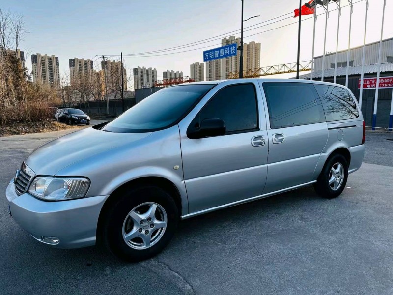 沈阳10年别克GL82