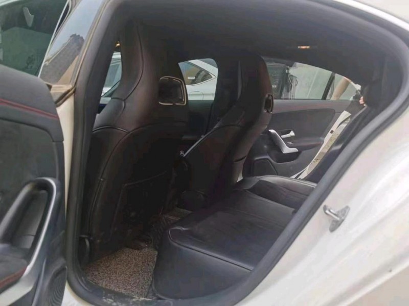 枣庄21年奔驰CLA5