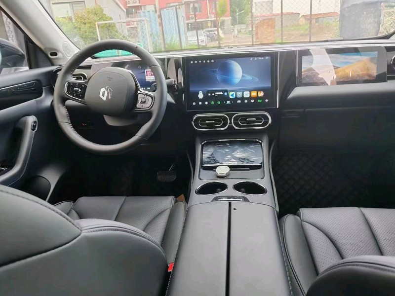 秦皇島23年零跑汽車C116