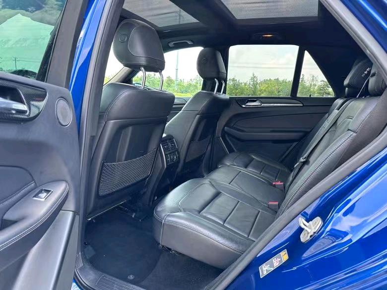 盐城17年奔驰GLE4