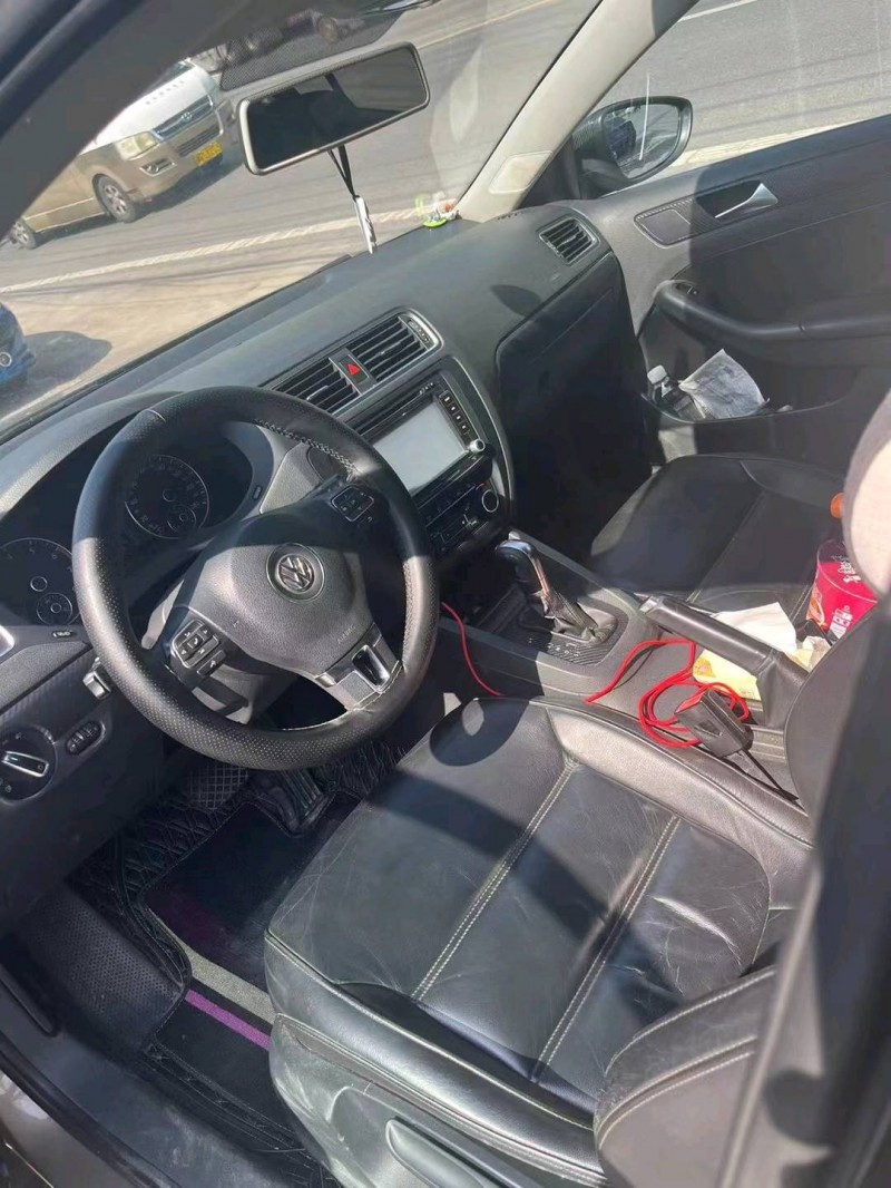 济南13年大众速腾4