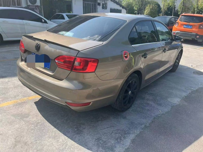 济南13年大众速腾8