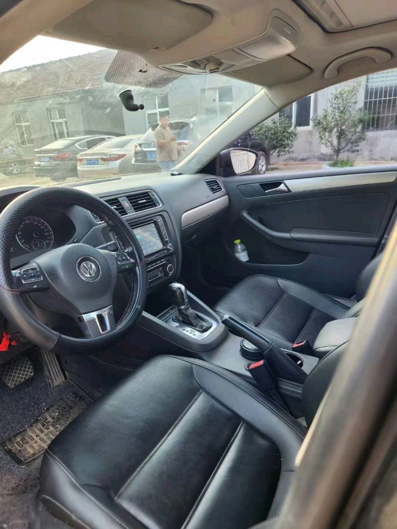 济南14年大众速腾4