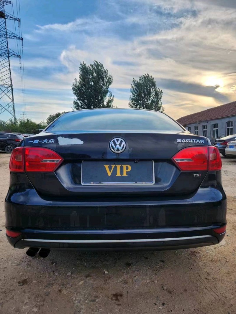 济南14年大众速腾9