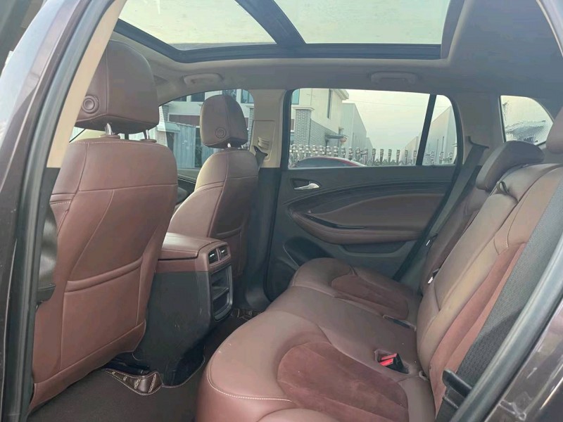 徐州17年别克昂科威4