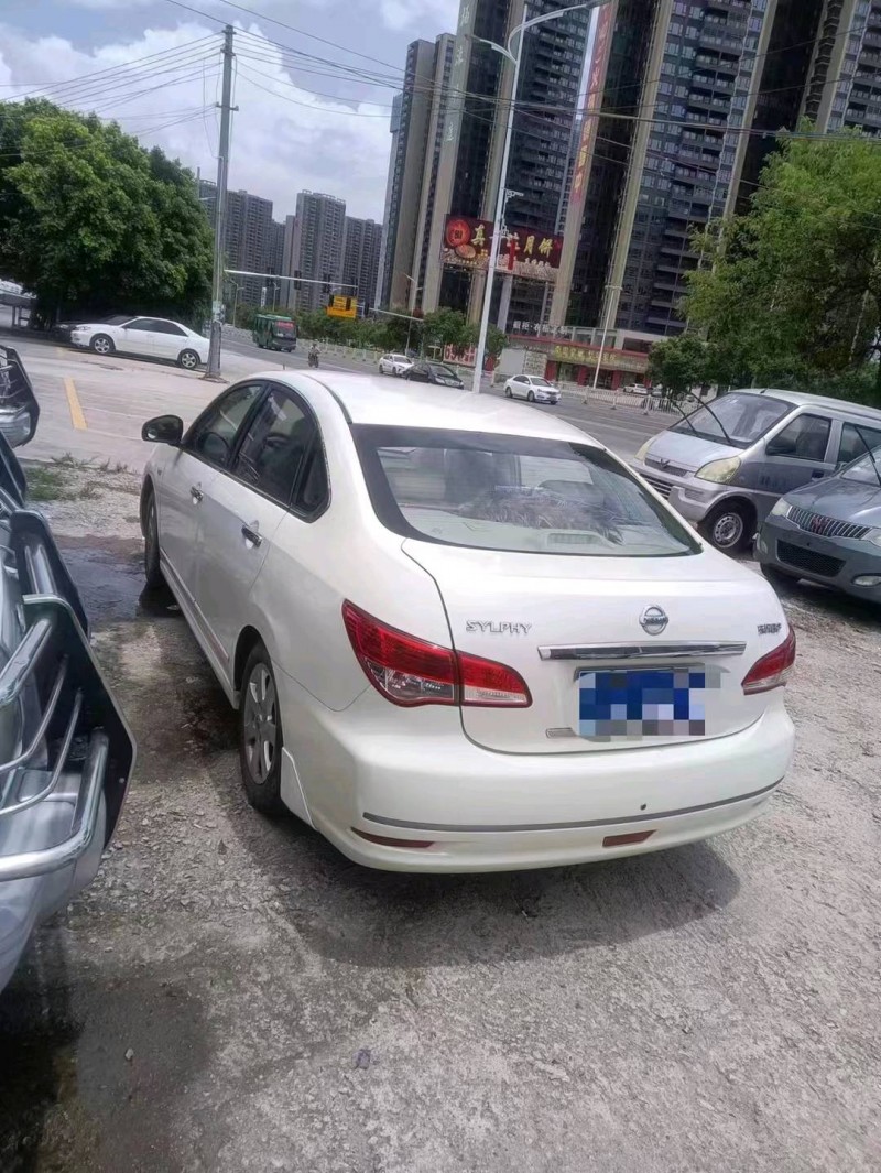 萍鄉15年日產軒逸4