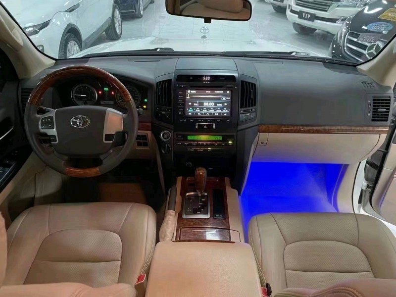 廊坊15年丰田兰德酷路泽5