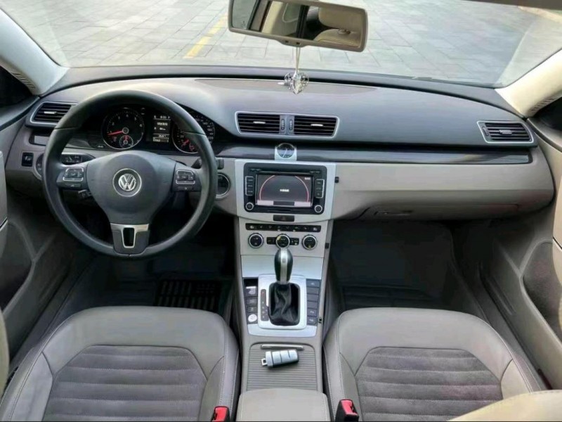 济南12年大众迈腾4