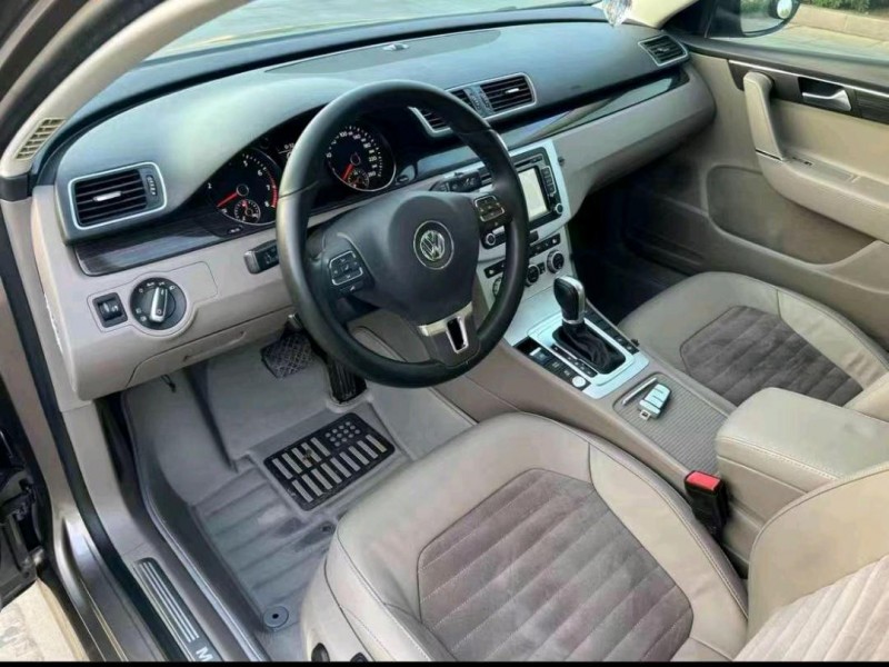 济南12年大众迈腾6