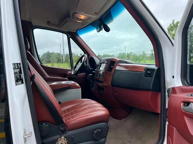 盐城14年奔驰斯宾特7