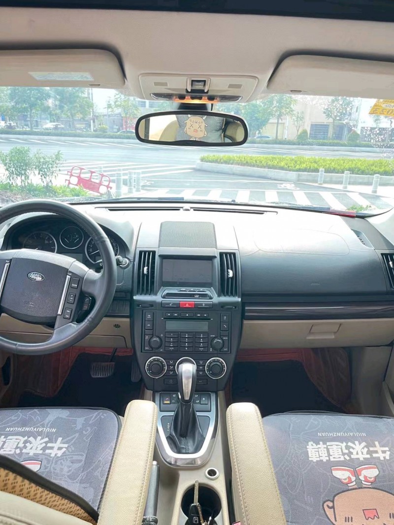 广州12年路虎发现神行5