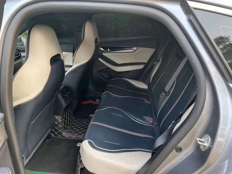 深圳22年比亚迪秦8