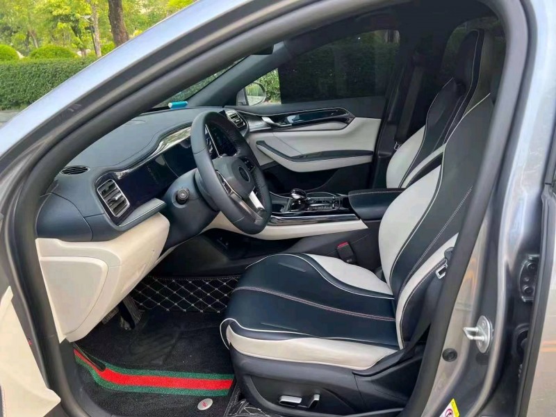 深圳22年比亚迪秦9