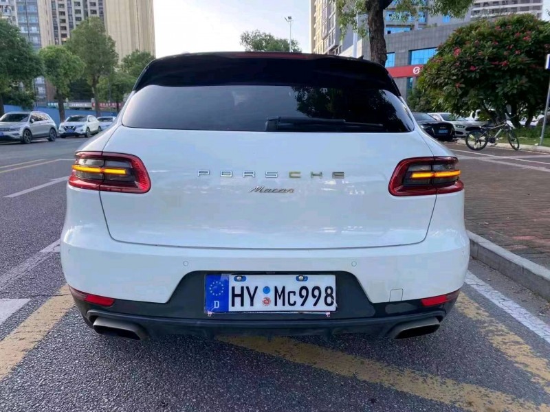 珠海16年保时捷Macan5