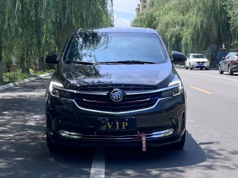 青岛20年别克GL81