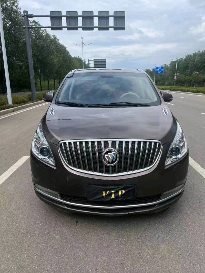 枣庄17年别克GL81