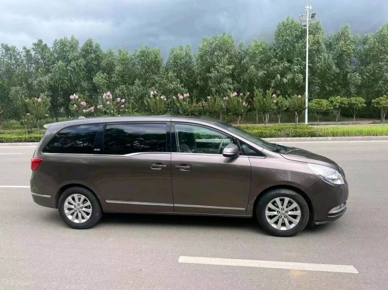 枣庄17年别克GL87