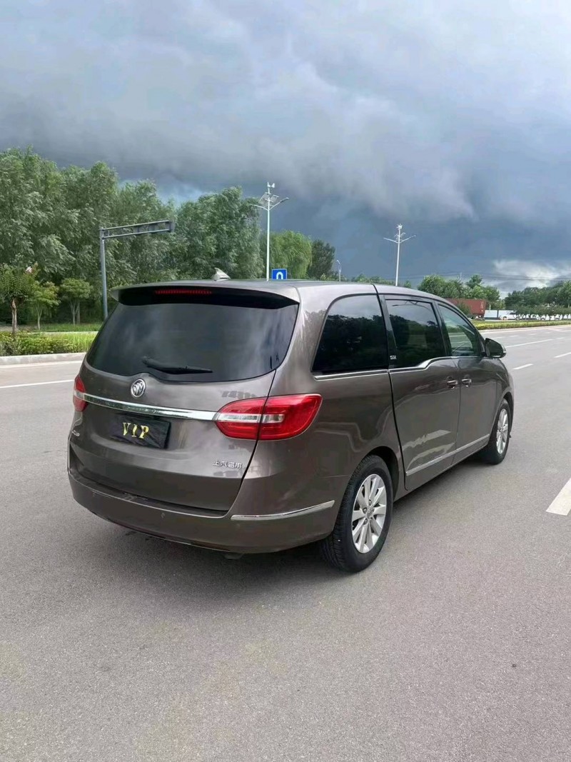 枣庄17年别克GL89