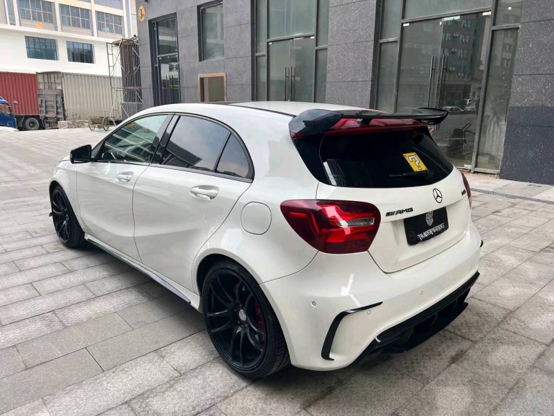 广州18年奔驰AMG4