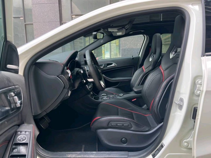 广州18年奔驰AMG8