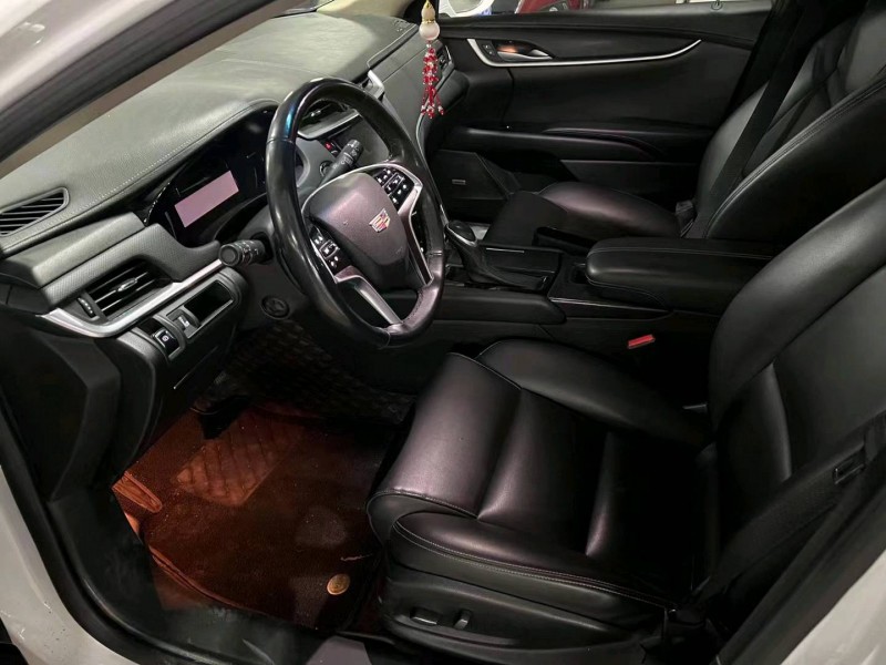 济宁18年凯迪拉克XTS4