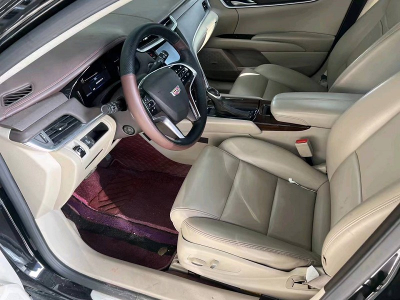 济宁17年凯迪拉克XTS5